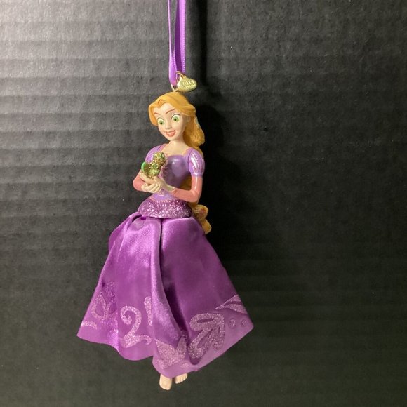 Hallmark Holiday 24 Disney Store Princess Rapunzel Tangled